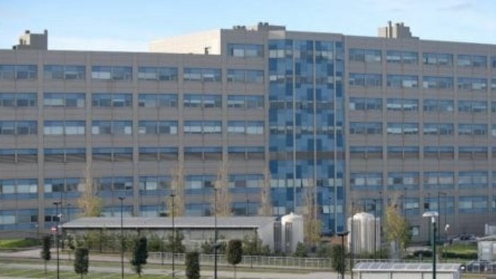 16enne gravissimo dopo incidente stradale salvato all ospedale del mare