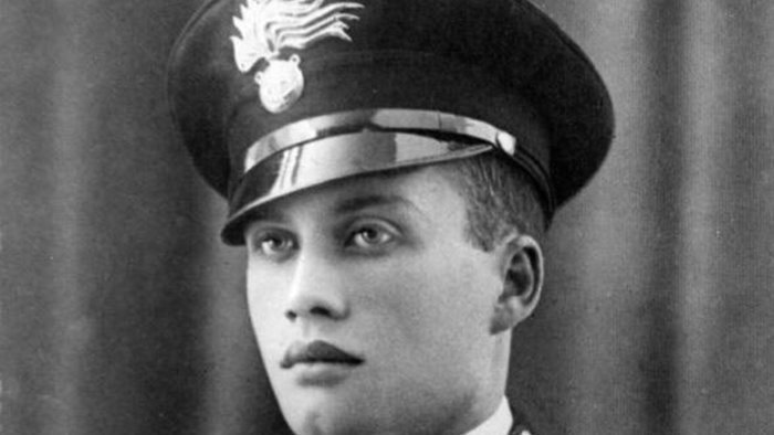 napoli ricorda salvo d acquisto la cerimonia a santa chiara