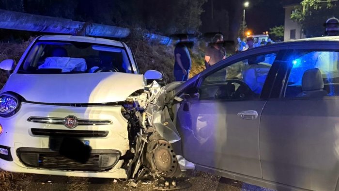 campagna incidente frontale sulla provinciale due in ospedale