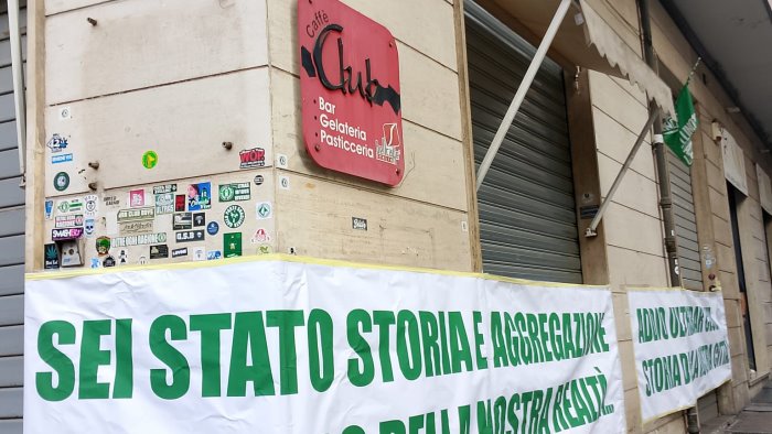 avellino chiude il bar club sei stato storia e aggregazione della citta