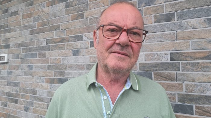 centola raccolta rifiuti mezzi fatiscenti e stipendi in ritardo