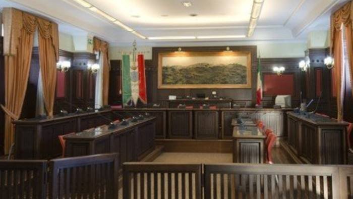 ariano l opposizione a franza una telenovela la candidatura alla regione