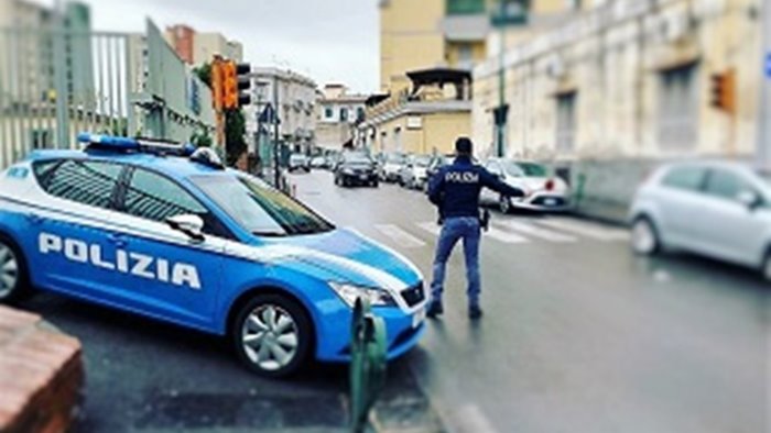 controlli a pozzuoli e a frattamaggiore in campo il reparto prevenzione crimine