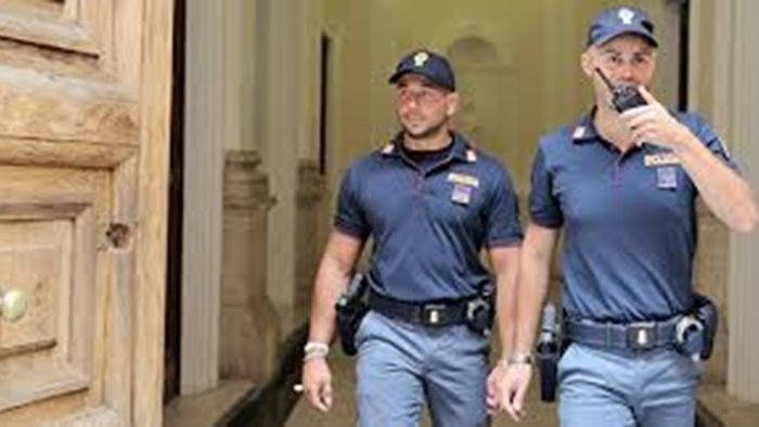 chiaiano sotto tiro la polizia contesta 152 violazioni al codice della strada