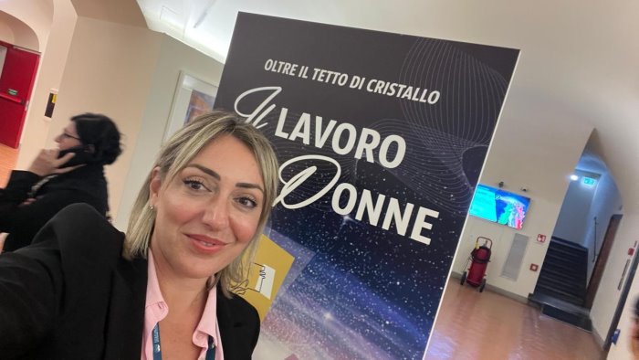 avellino l irpina ines fruncillo alla kermesse di firenze di fratelli d italia