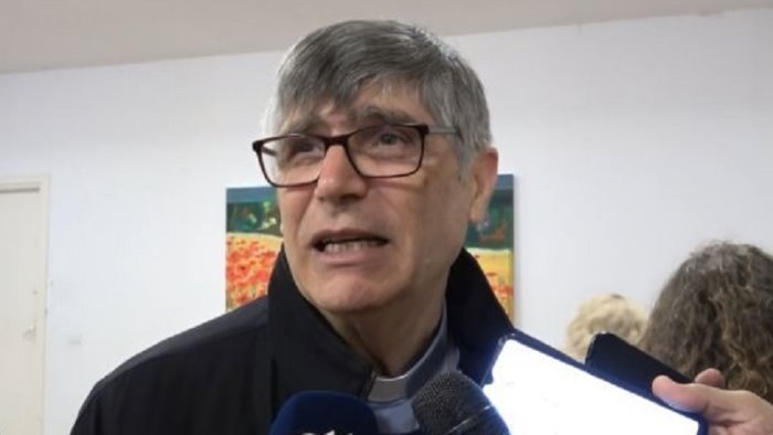 minaccia a don patriciello delli paoli donatorinati gesto gravissimo