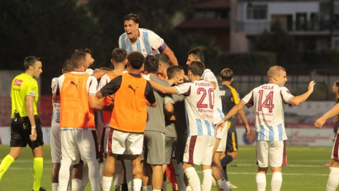 casarano salernitana 2 2 ferrari pari di cuore questa squadra vuole sognare