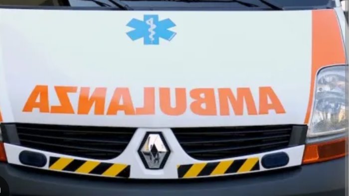 incidente sulla statale 90 feriti e rallentamenti a grottaminarda