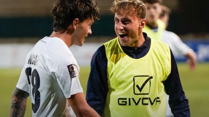 monopoli cavese 0 2 blitz dei metelliani primo successo e prosperi respira