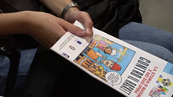 fumetto contro il racket la storia di massimo e dei suoi operai alla cgil