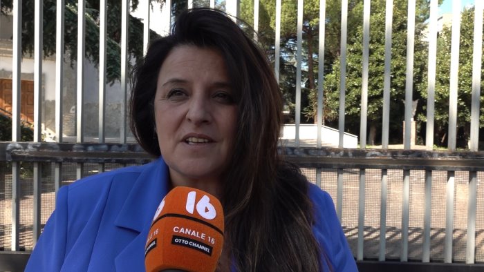 proiettile a don patriciello natale capito il pericolo ho bloccato quell uomo