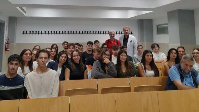 melillo grimaldi e elodie ricordano piersanti mattarella a napoli