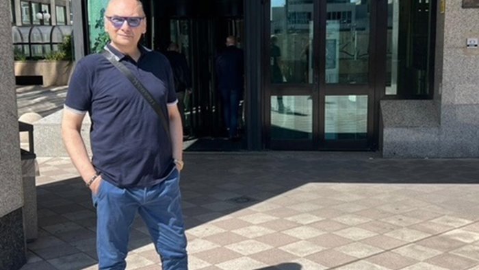 noi aggrediti e spesso sfruttati a napoli protesta delle guardie giurate