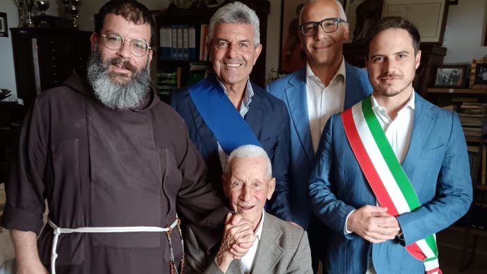 pietrelcina festeggia il 105esimo compleanno di alberto orlando