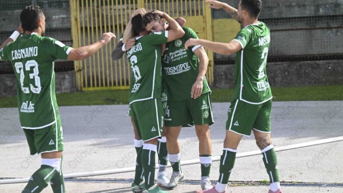 padova avellino 2 2 tabellino e voti dei lupi un punto che da continuita