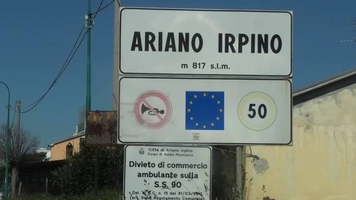 dalla francia ad ariano senza soldi e con l auto in avaria commovente storia