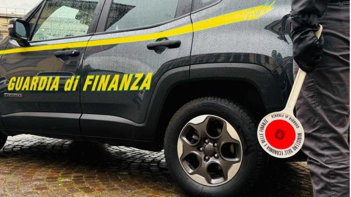 riciclaggio non segnala operazione sospette commercialista sanzionato