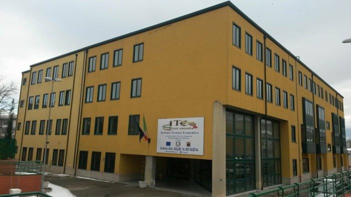 scuola si parte in anticipo all amabile tutti tra i banchi lunedi 8 settembre