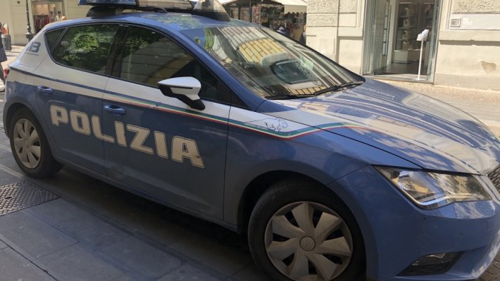 spari a fuorigrotta 48enne in ospedale con un colpo all addome