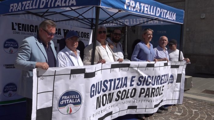 avellino fratelli d italia in piazza per parlare di sicurezza e giustizia