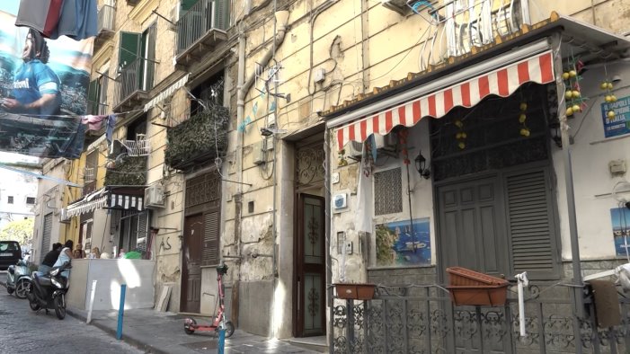 omicidio di forcella 50 coltellate al marito lucia resta in carcere