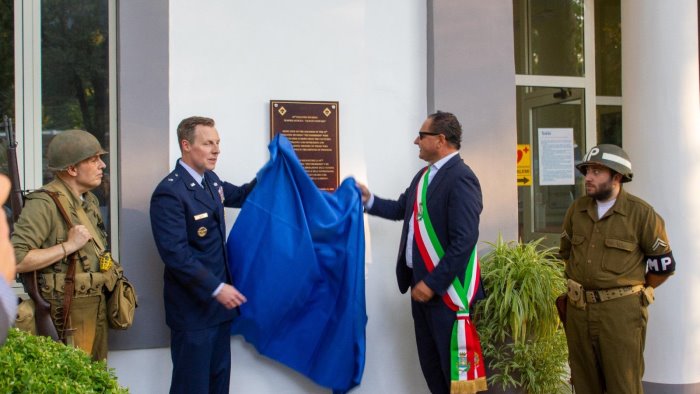 telese terme una targa per ricordare gli eventi del 43