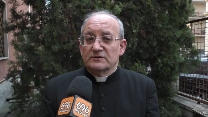 chiesa in lutto e morto a benevento don pompilio cristino