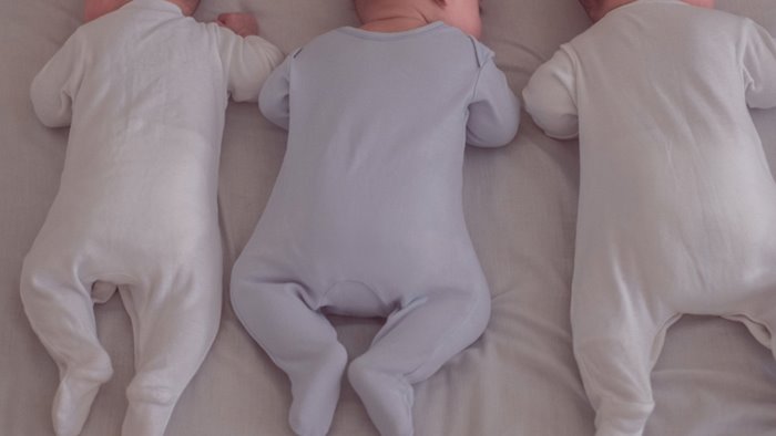 nascono 3 gemelli ad avellino moscati in festa mamma e figli stanno bene