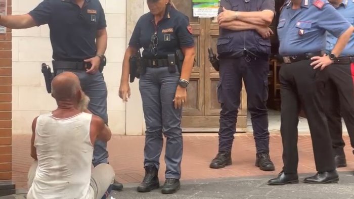 emergenza sicurezza al rione carmine sopralluogo di questore e prefetto