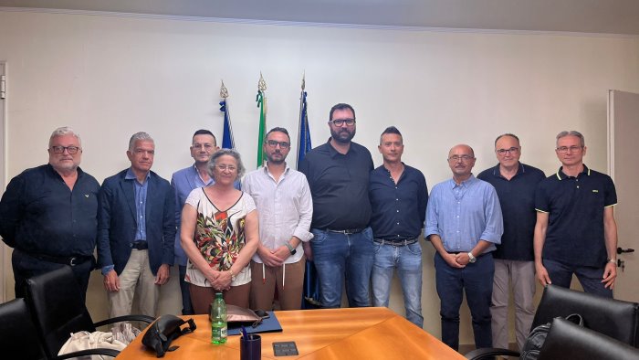 lacedonia crisi sigit la vicinanza dell amministrazione comunale